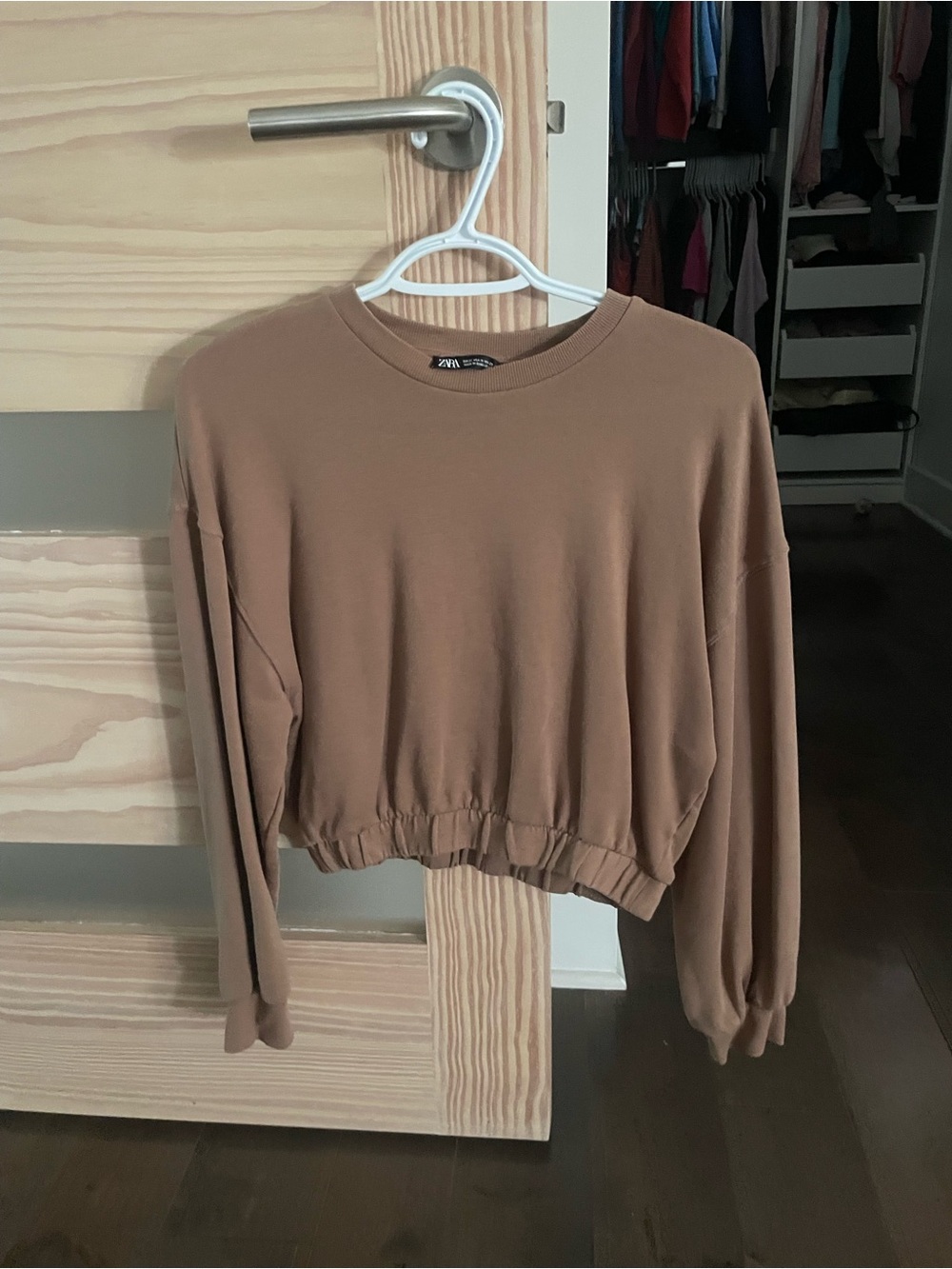 Zara Women's Cropped Long-Sleeve Sweatshirt - Brown - M